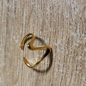 3 for $10 - Ajdustable wave ring